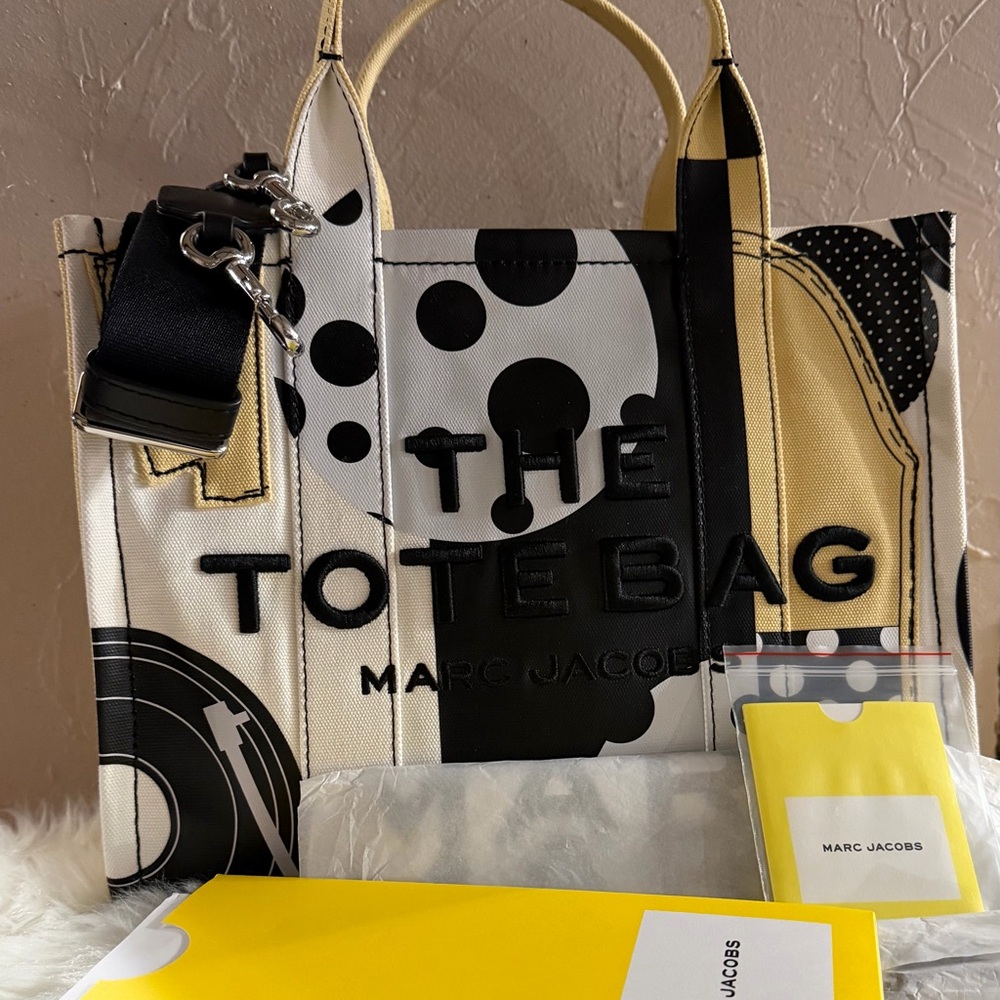 Marc Jacobs X Derrick Adams Artist Capsule Collection Tote Sold Out Gently Loved - Picture 2 of 14